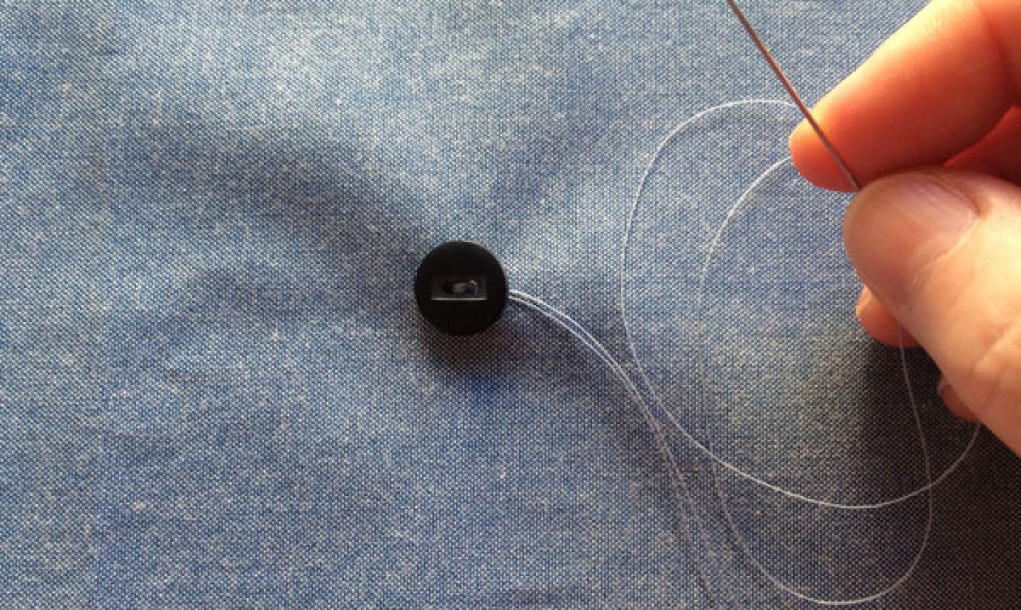 How To Sew On A Button With Elastic In 4 Steps