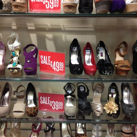 Bakers Shoe Store in Puerto Rico: An Indispensable Guide