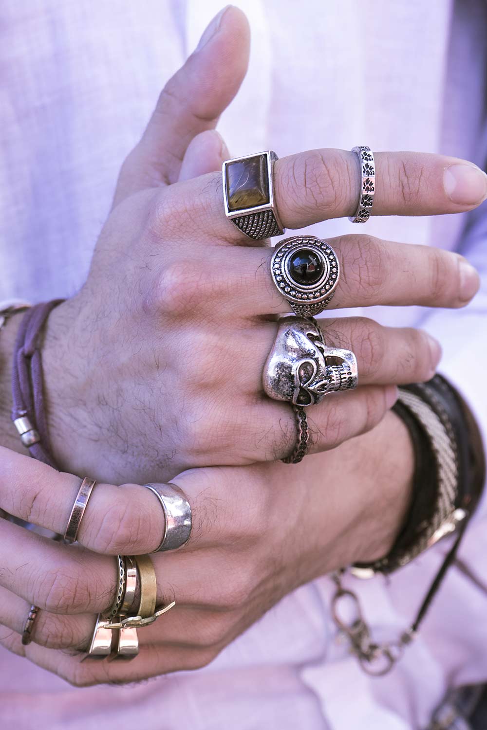 Elegant Yet Edgy: Why Modern Mens Jewelry is a Hot Selling Trend