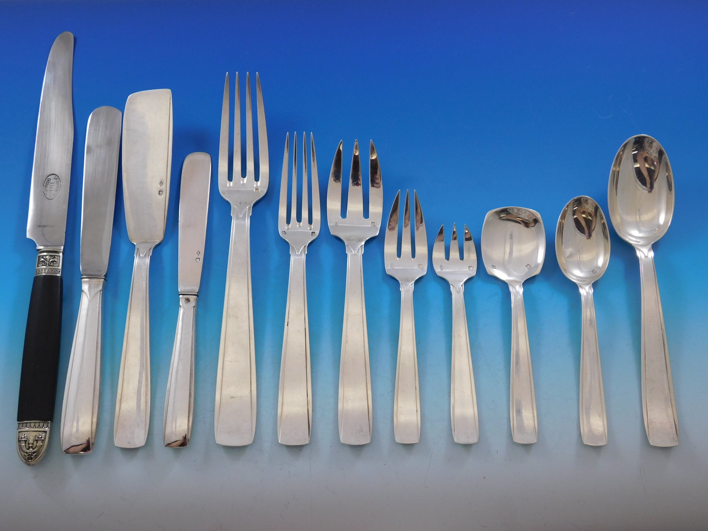 Looking to Buy Silver Flatware. Here Are 10 Key Things to Consider