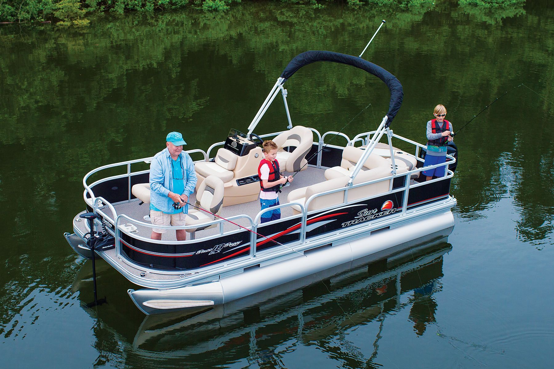 How to Choose The Right Pontoon Boat Cover Support. The Key to Keeping Your Boat Protected