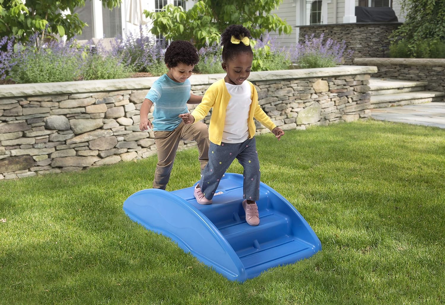 Maximize Fun and Safety In Your Backyard: Little Tikes Slide Buying Guide For 2022
