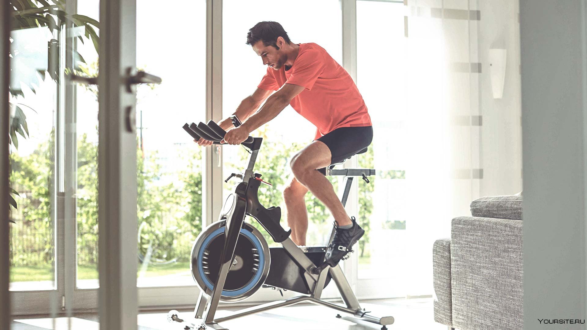 How to Choose the Best Stationary Exercise Bike for Your Home Gym