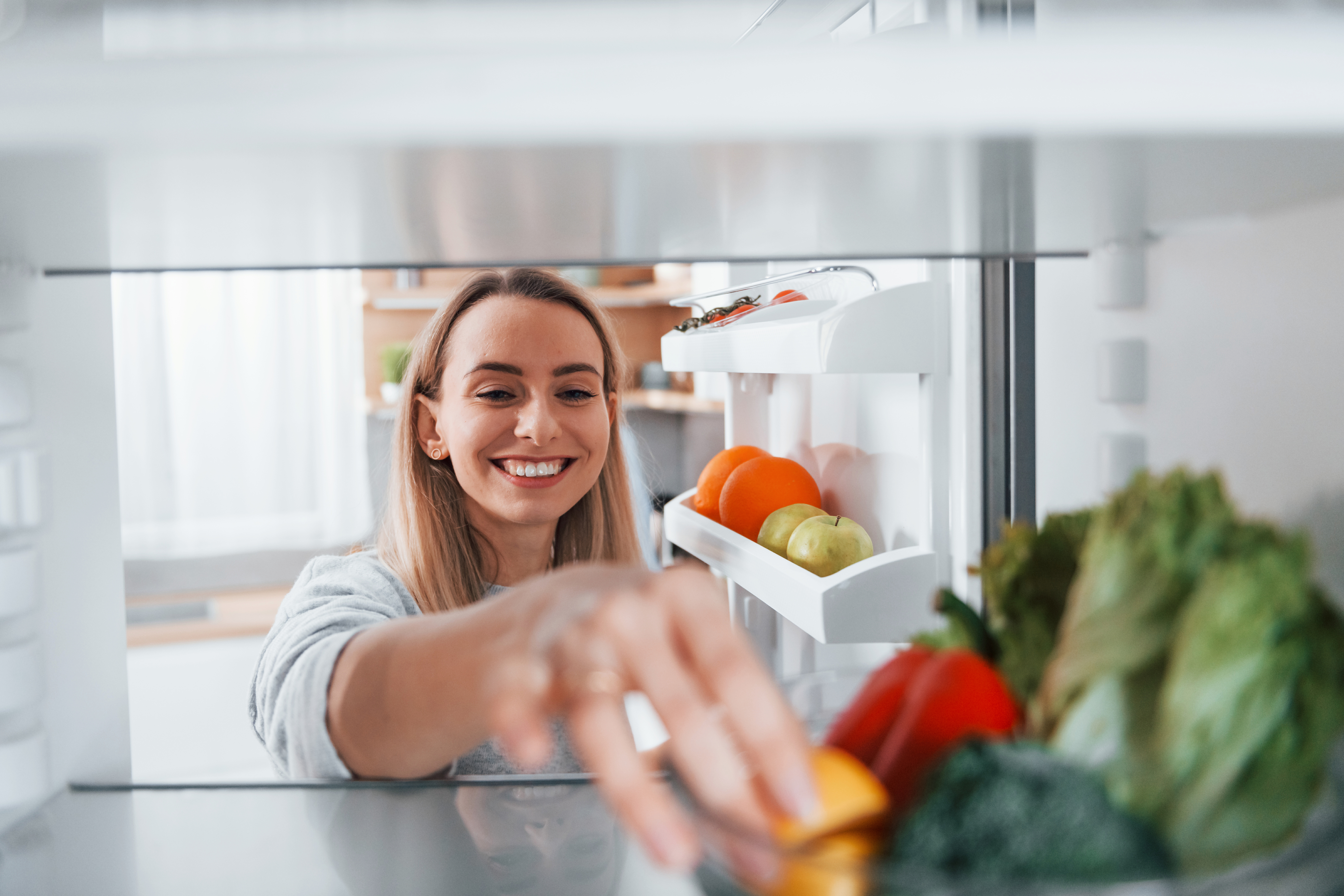 Maximize Fridge Space With These Clever Storage Hacks: Optimize Your Fridge & Save Money on Groceries