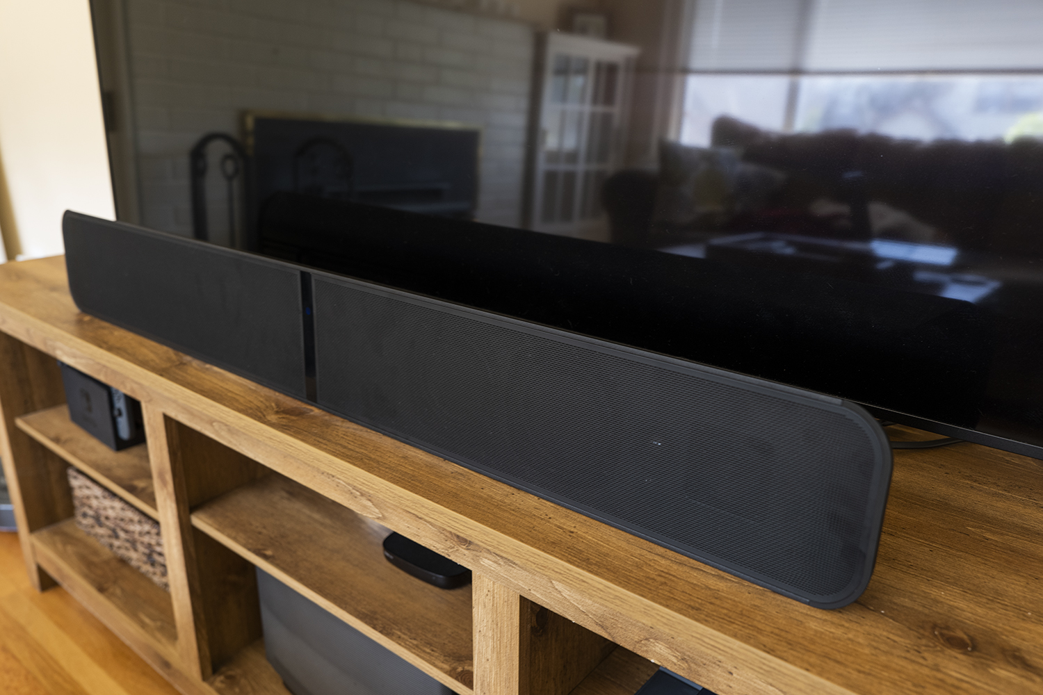 Missing That Rich Cinema Sound at Home. Try Sonos ARC SL Shadow: The Sleek Soundbar That Transforms Your Living Room