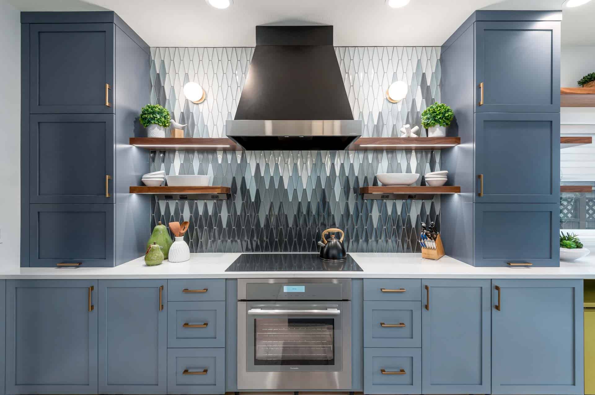 How to Pick the Perfect Teal Backsplash for Your Kitchen: 7 Gorgeous Design Ideas You